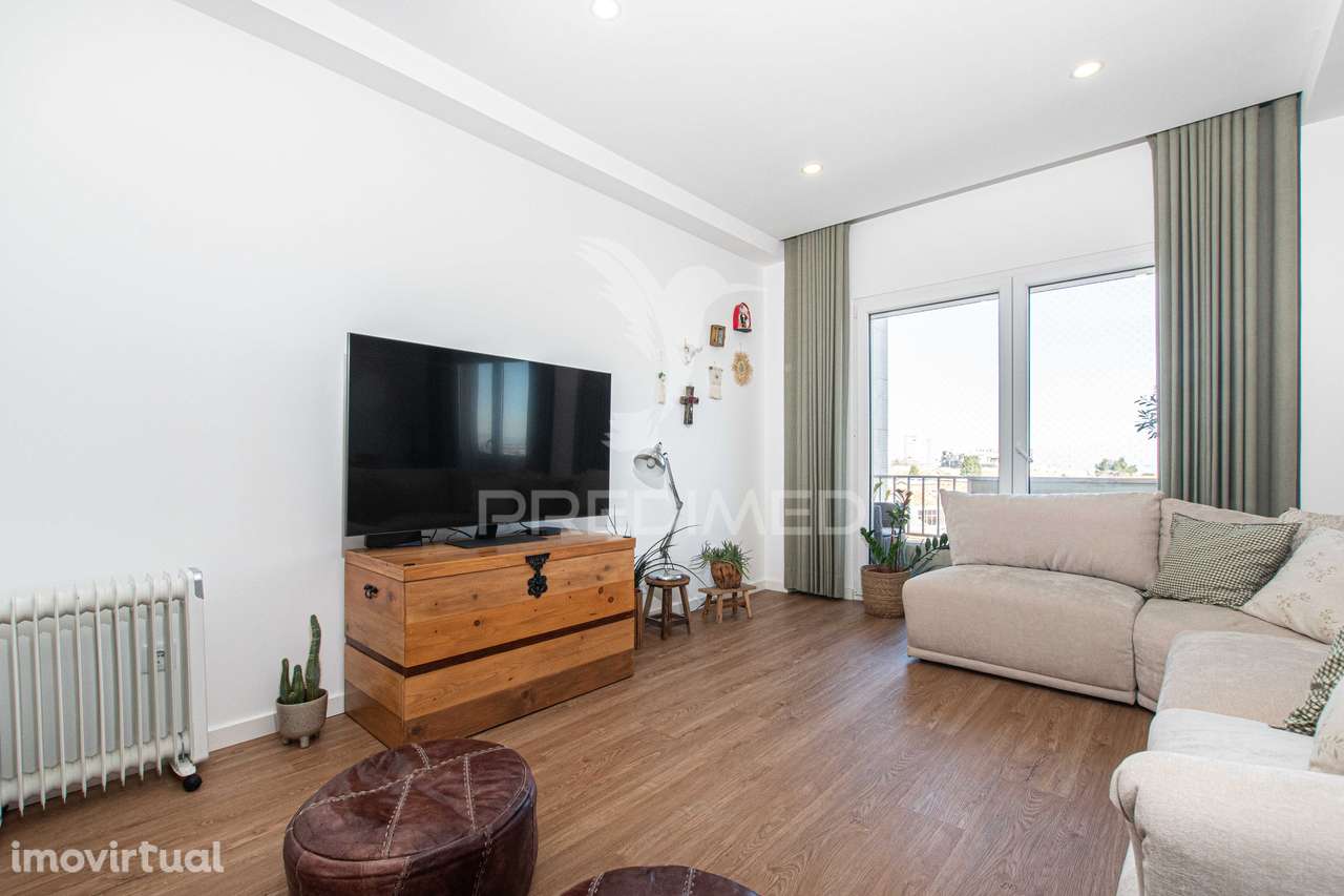 Excelente apartamento remodelado em Almada com vista Rio - Grande imagem: 4/20