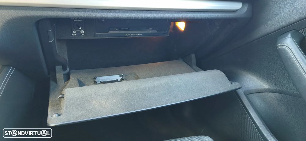 Audi A3 Limousine 1.6 TDI (clean diesel) S line Sport Pack - 20