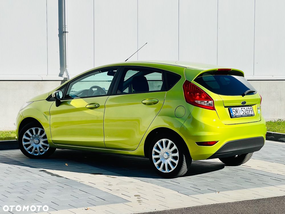 Ford Fiesta 1.25 Ambiente - 10