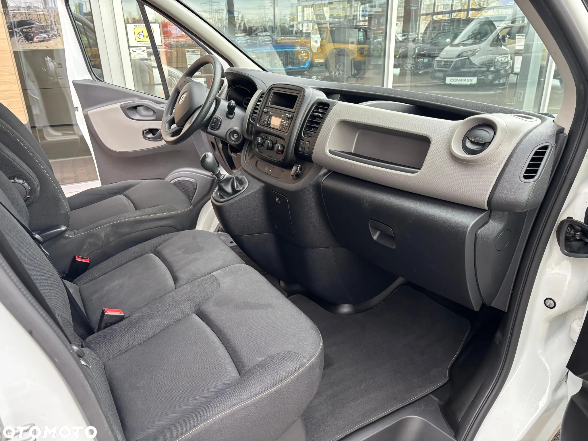 Renault Trafic L2H1 - 17