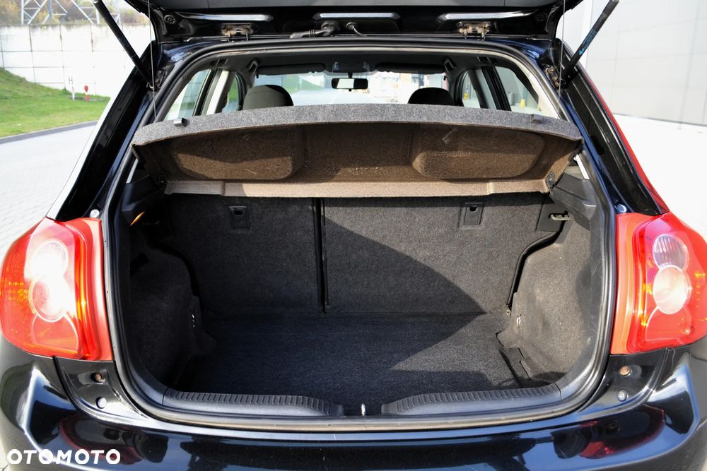 Toyota Auris 1.4 D-4D Luna - 29