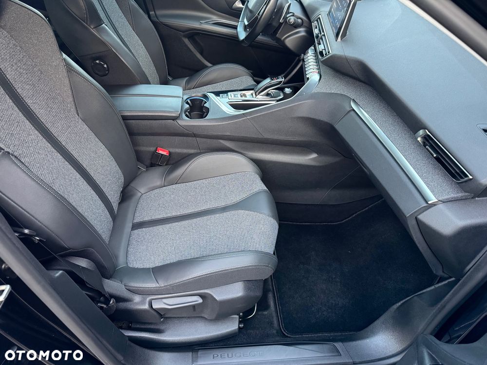 Peugeot 3008 1.5 BlueHDi Active S&S EAT8 - 27
