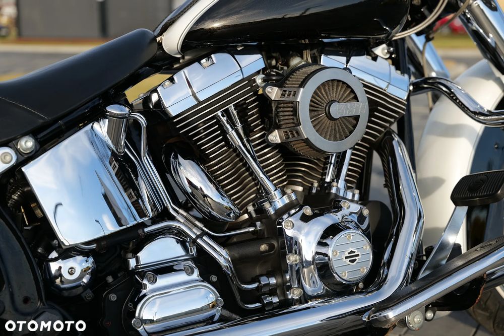 Harley-Davidson Softail Deluxe - 27