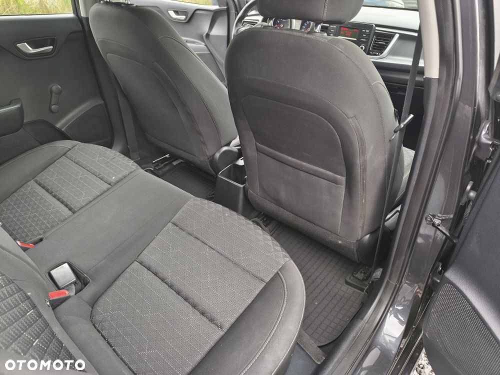 Kia Rio 1.2 XL - 12