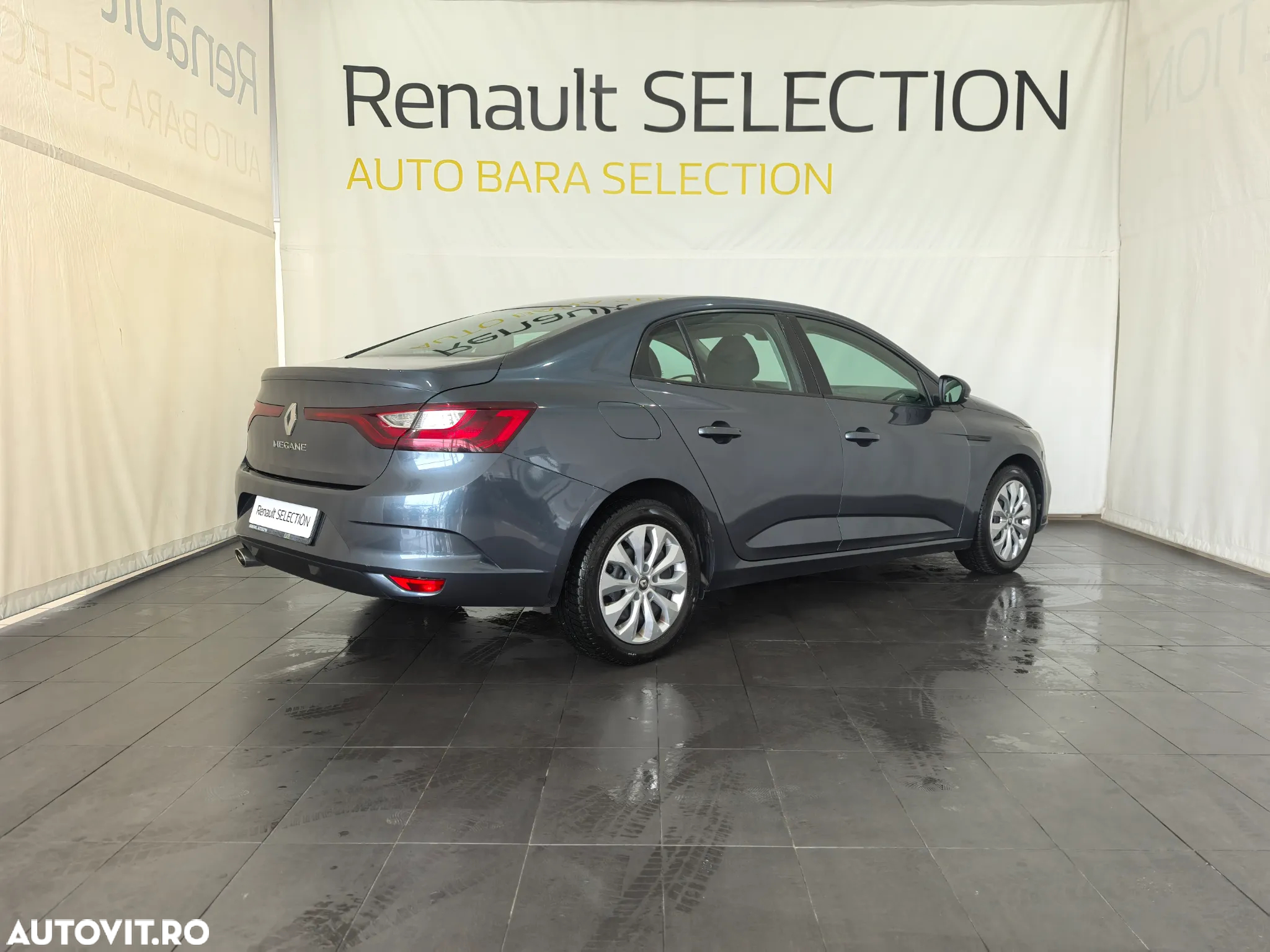 Renault Megane 1.6 Expression - 4
