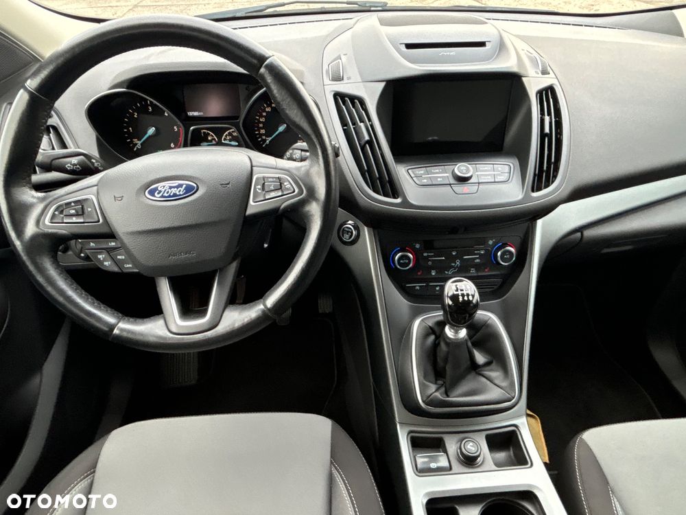 Ford Kuga 2.0 TDCi 4x2 Titanium - 33