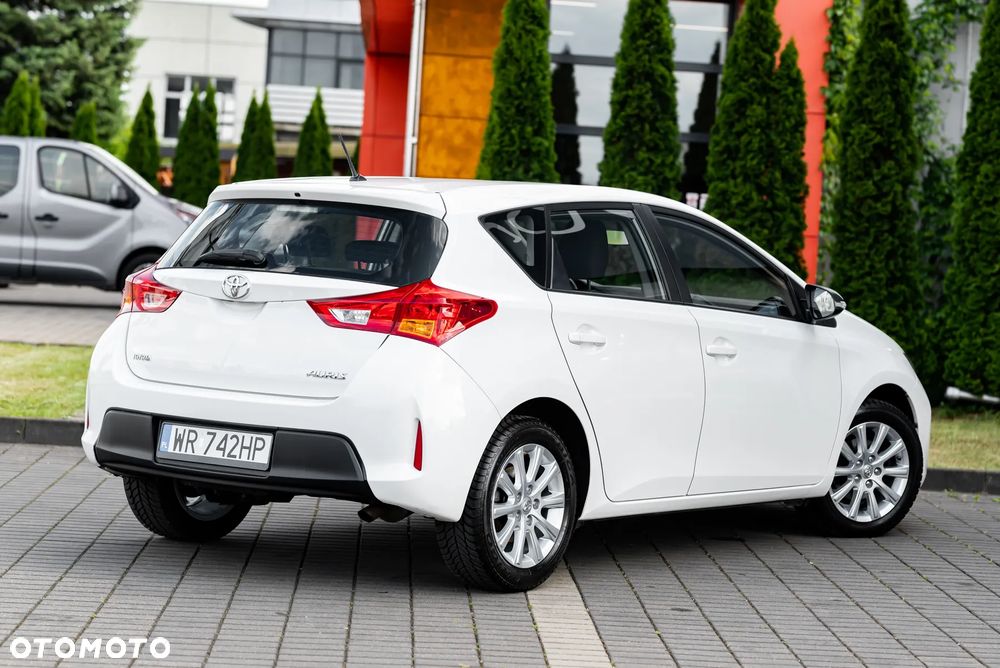 Toyota Auris 1.33 Dual-VVT-i Comfort - 37