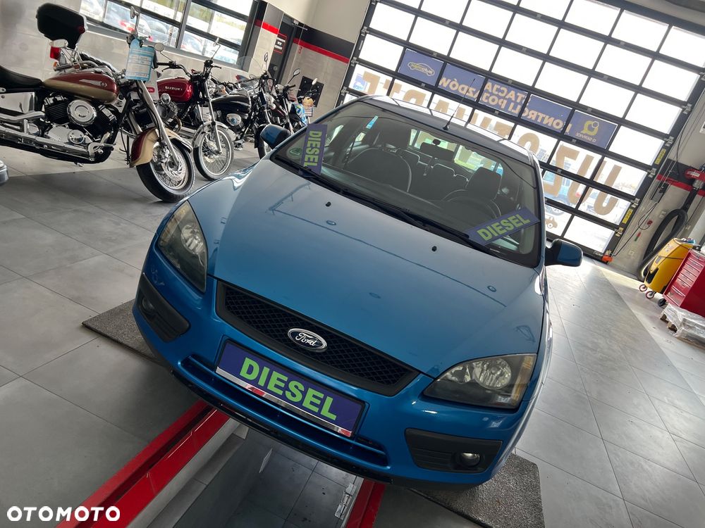 Ford Focus 1.6 TDCi DPF Ambiente - 3