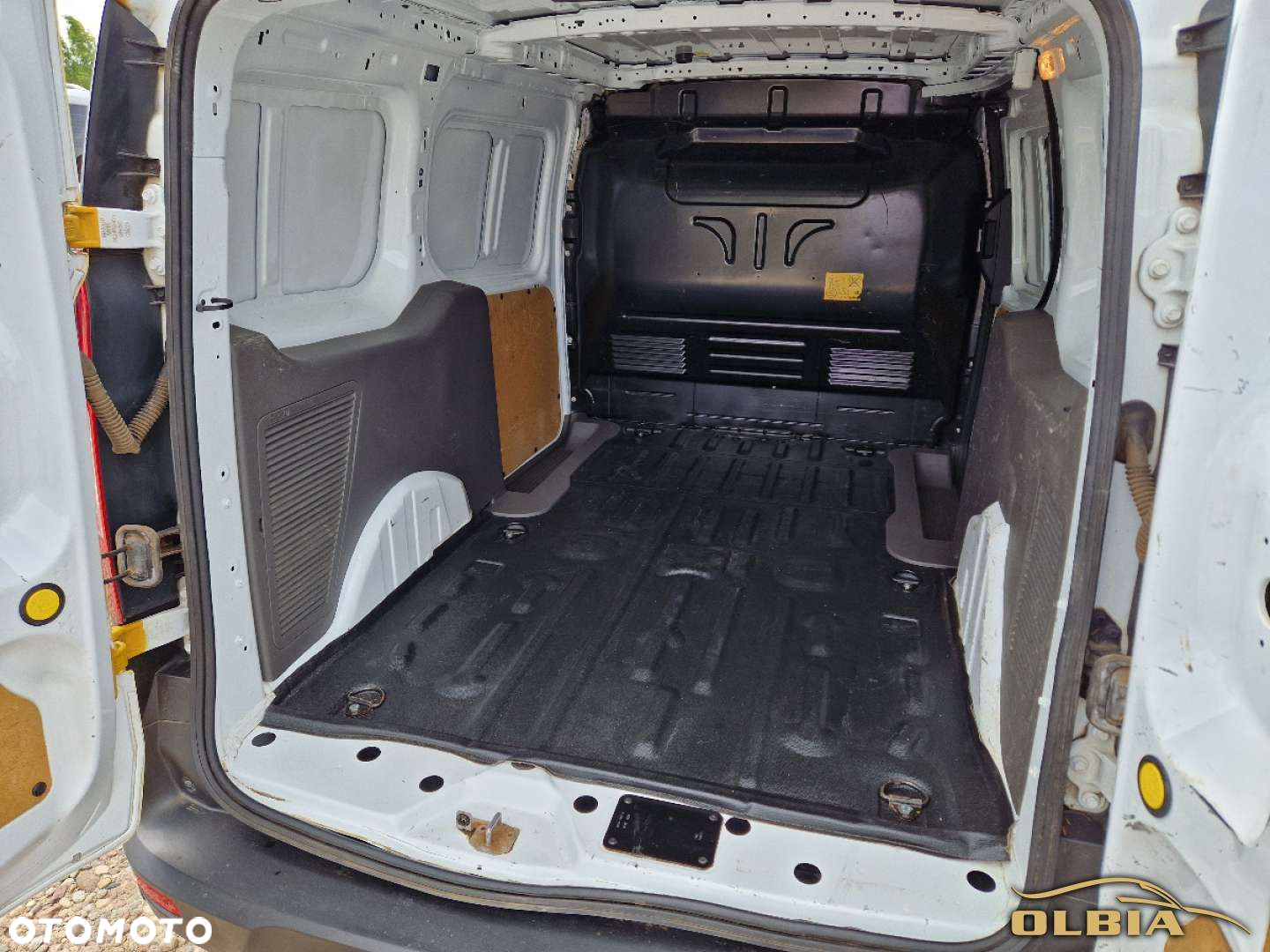 Ford Transit Connect - 26