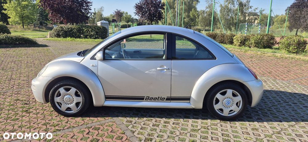 Volkswagen New Beetle - 3