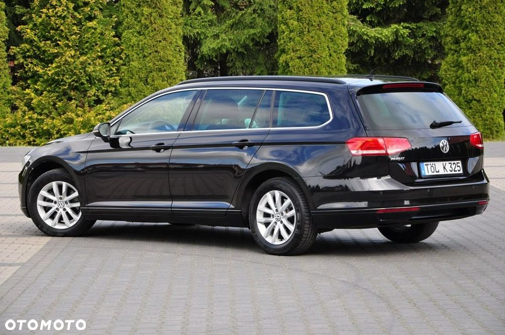 Volkswagen Passat Variant 2.0 TDI BMT Highline - 22