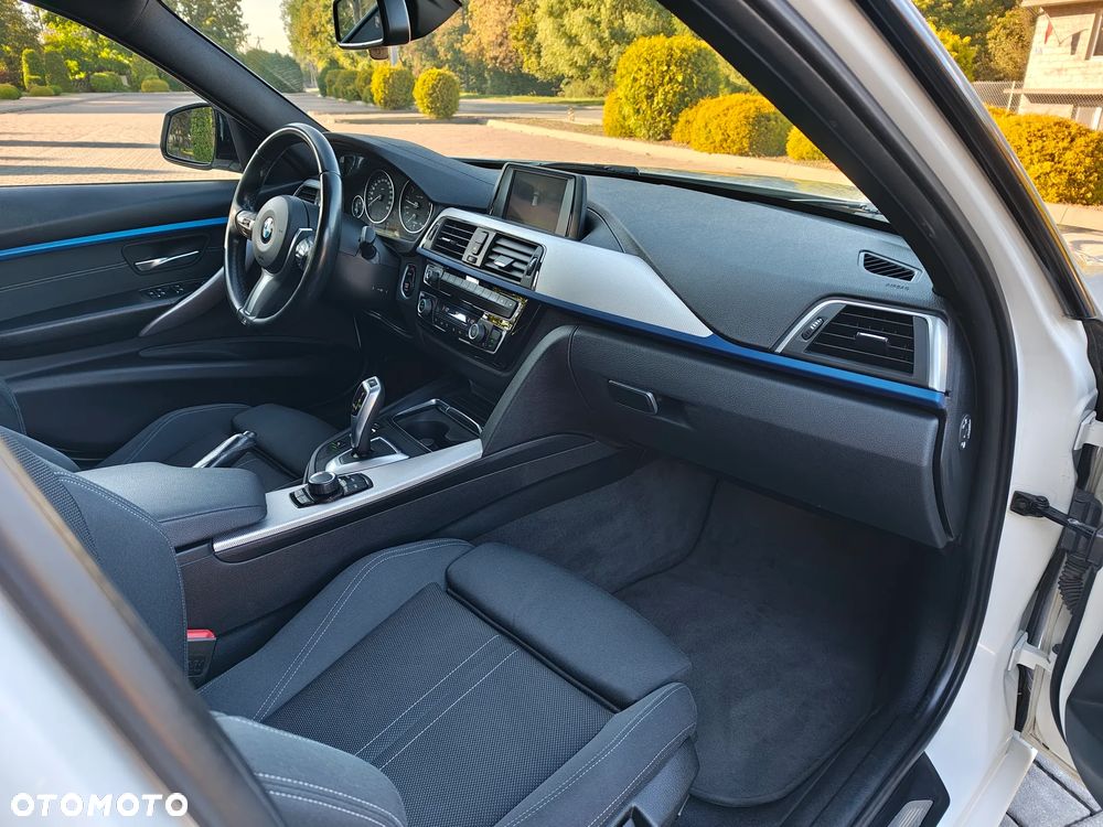 BMW Seria 3 320i GPF M Sport - 13