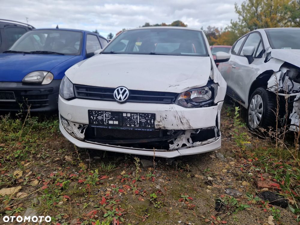 Volkswagen Polo 1.2 MATCH - 1