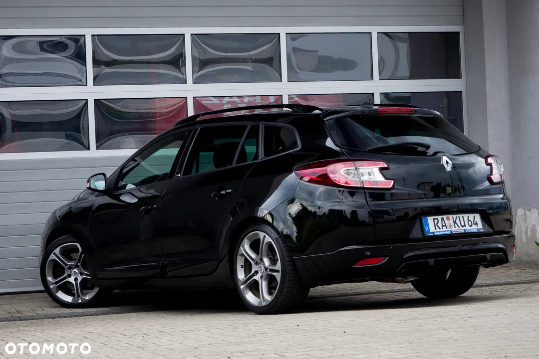 Renault Megane GT 220 - 8