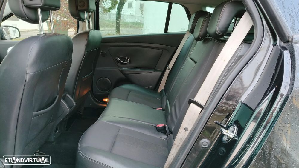 Renault Mégane Sport Tourer ENERGY dCi 110 Start & Stopp Bose Edition - 8