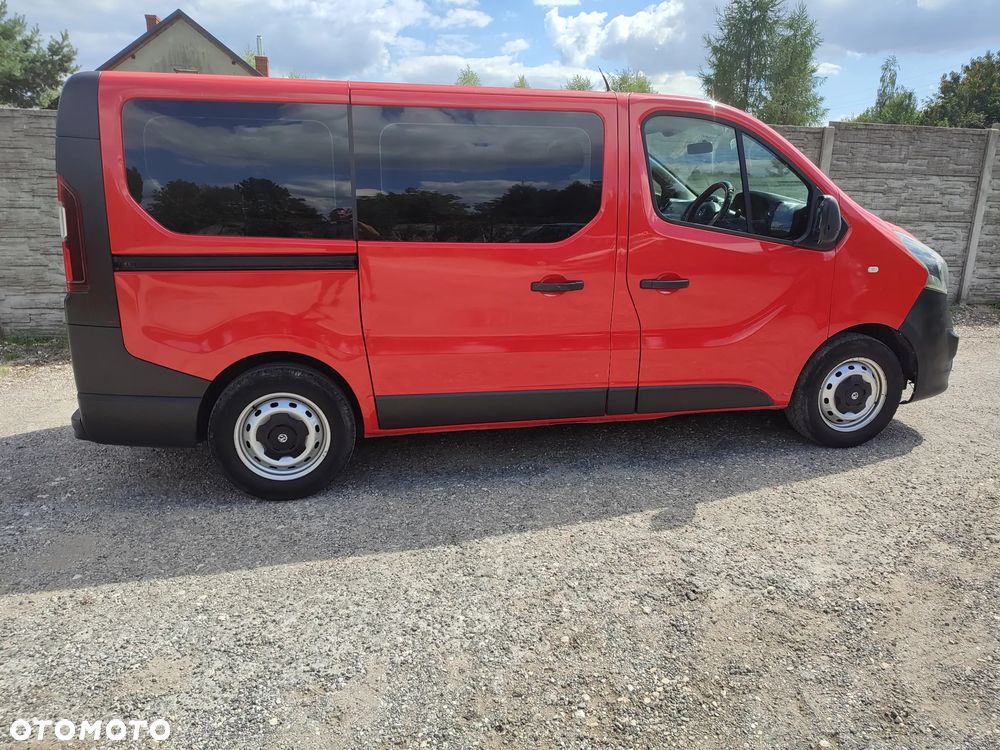 Opel Vivaro - 24