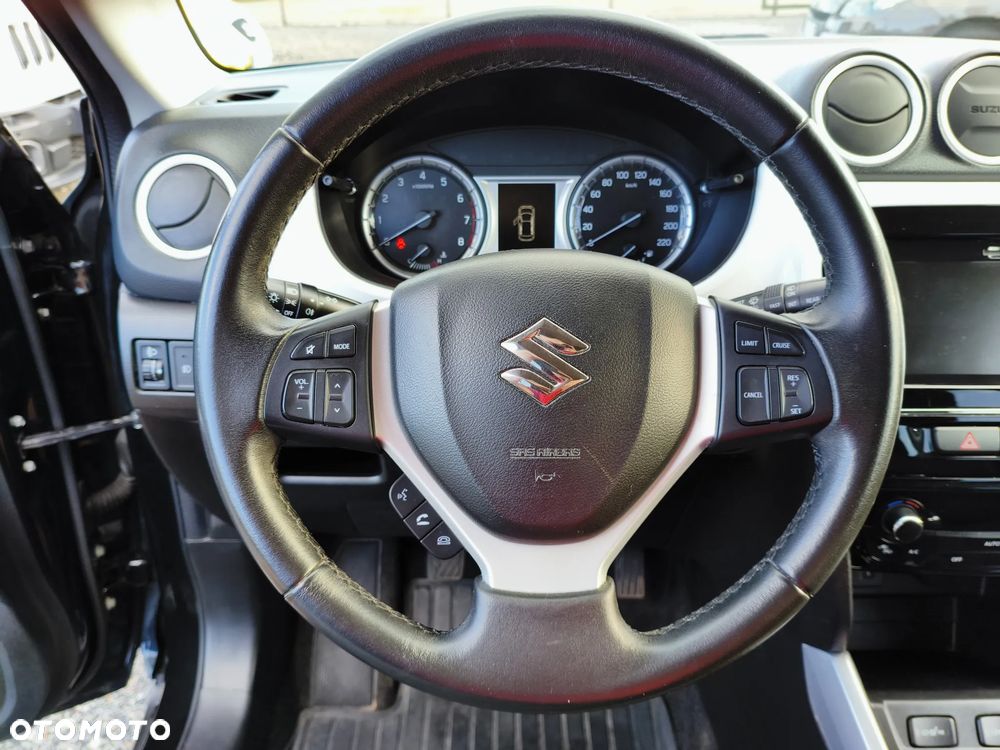 Suzuki Vitara 1.6 Premium 2WD - 27
