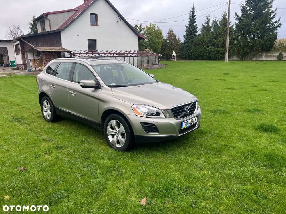 Volvo XC 60 - 2