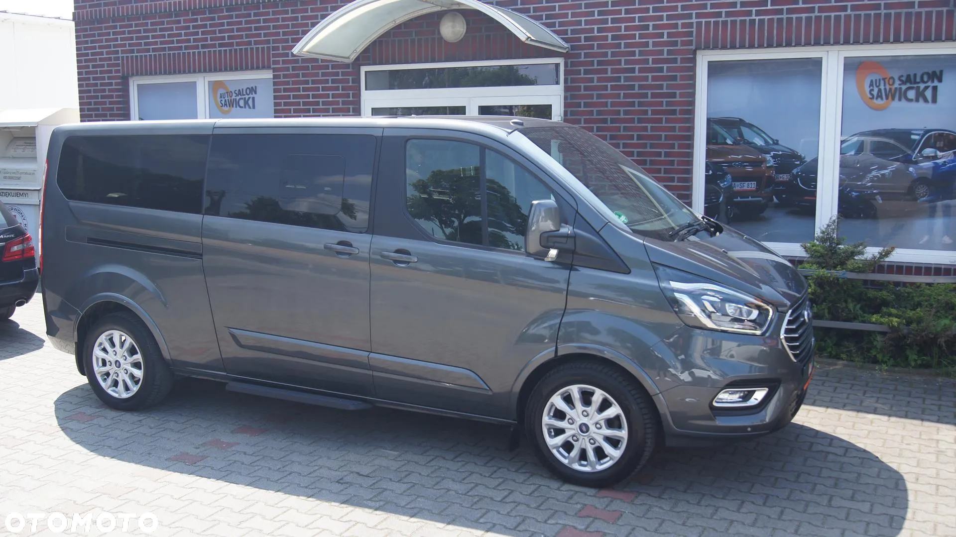 Ford Tourneo Custom 2.0 EcoBlue L2 Shuttle Bus Titanium - 6