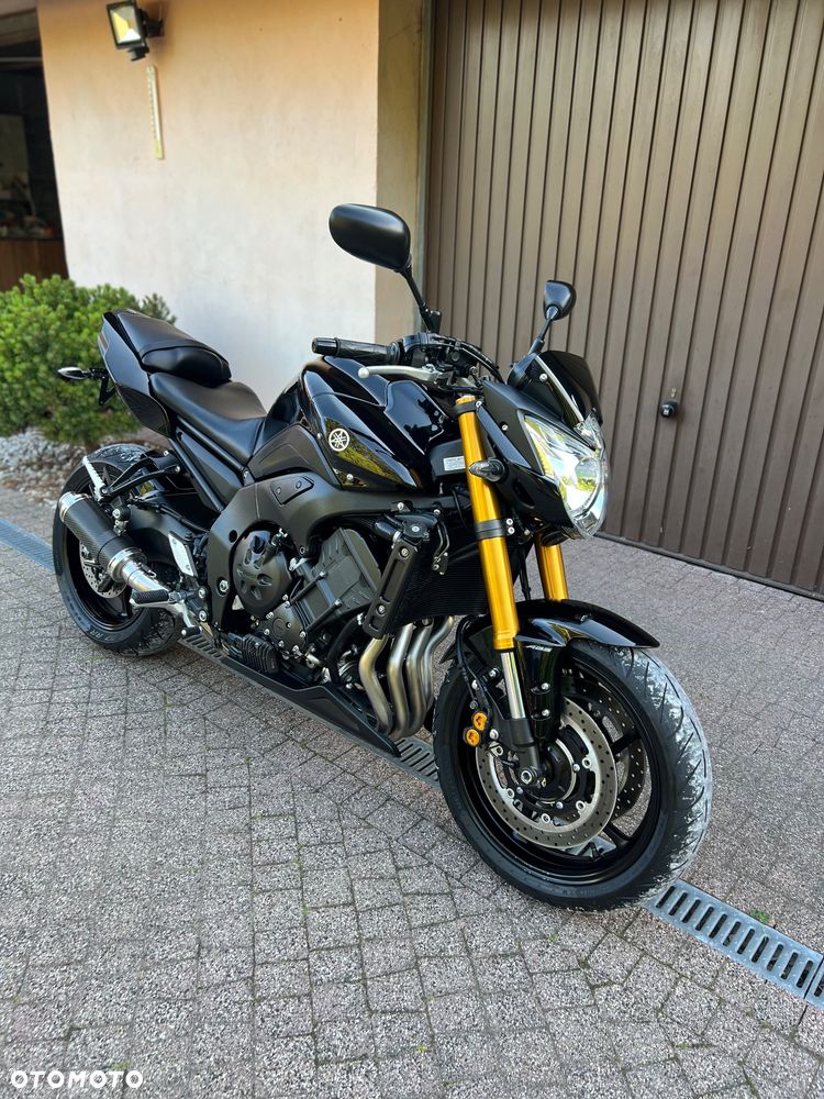 Yamaha FZ8 - 1
