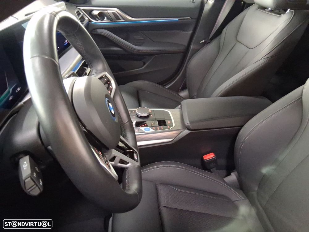 BMW i4 eDrive35 Edição Desportiva M - 11