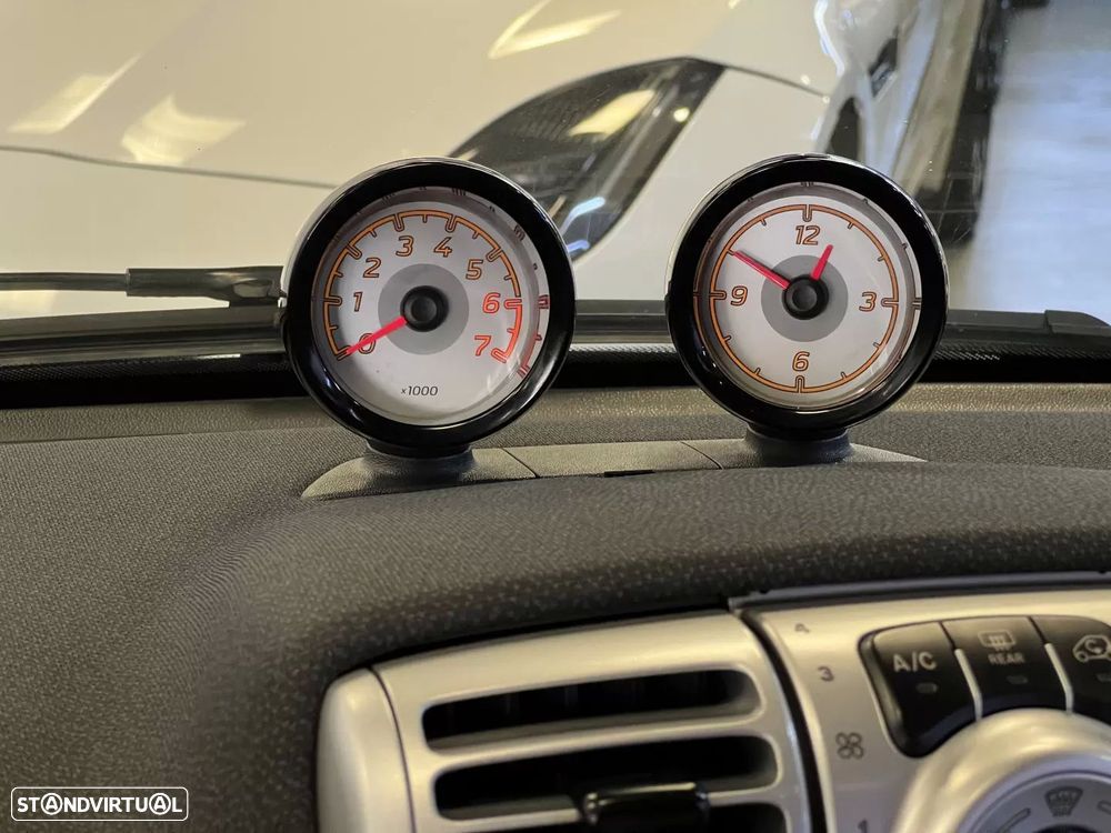 Smart ForTwo Coupé 1.0 mhd Passion 71 Softouch - 38
