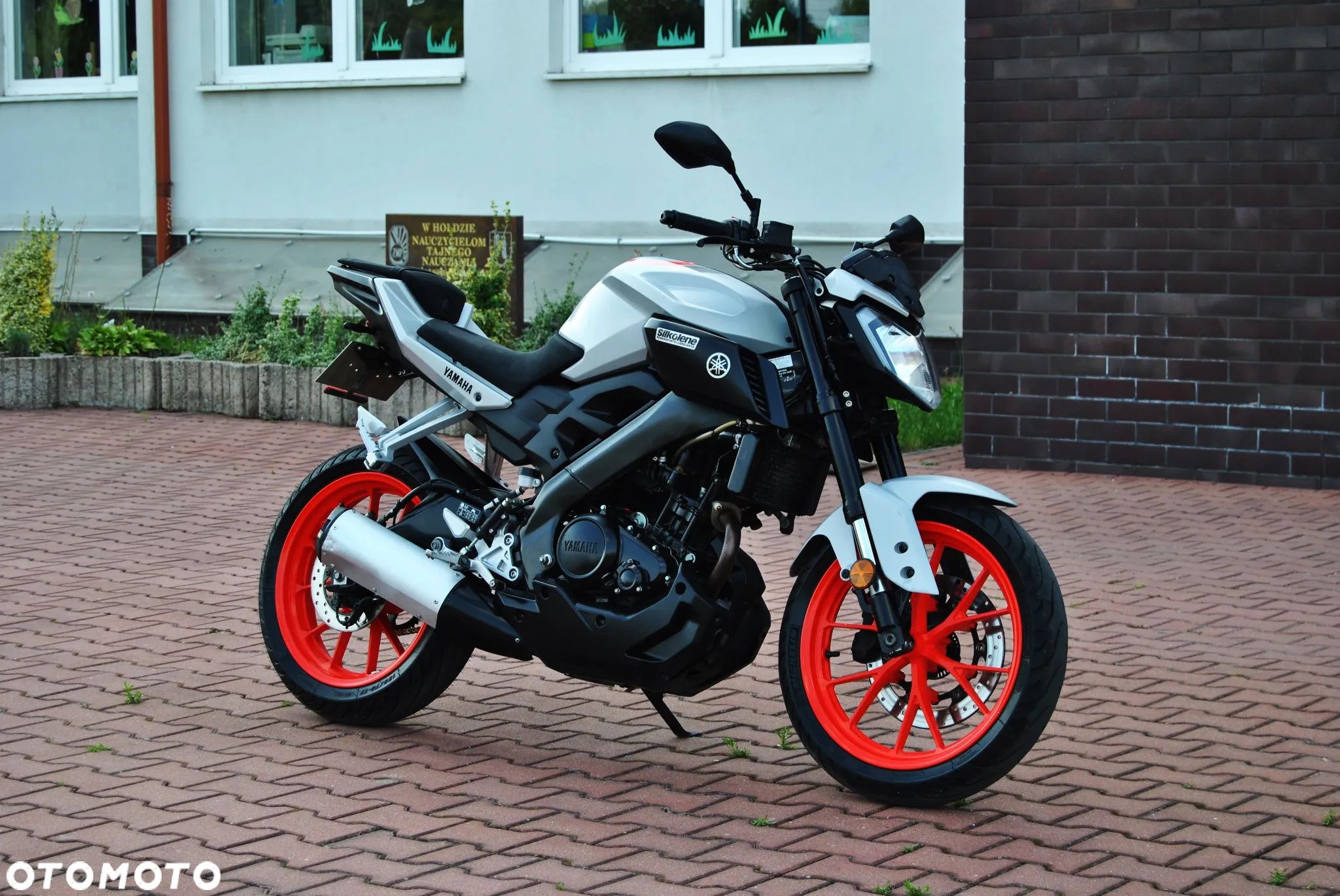 Yamaha MT - 1