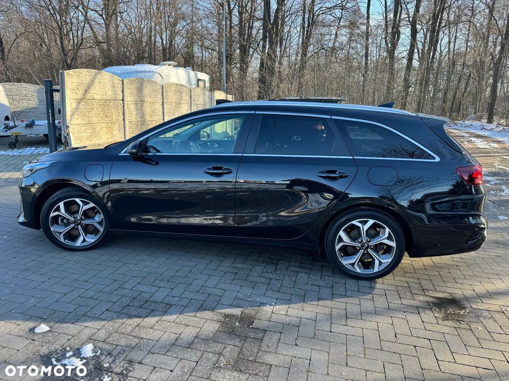 Kia Ceed 1.6 GDI PHEV Business Line DCT - 10