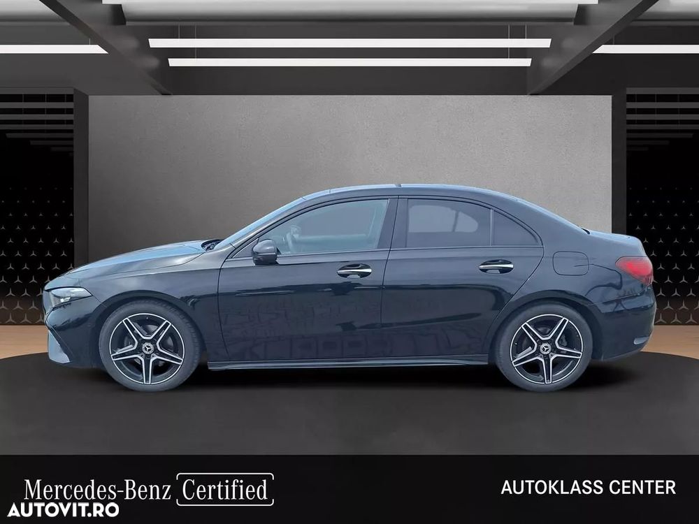 Mercedes-Benz A 200 d Sedan 8G-DCT - 3