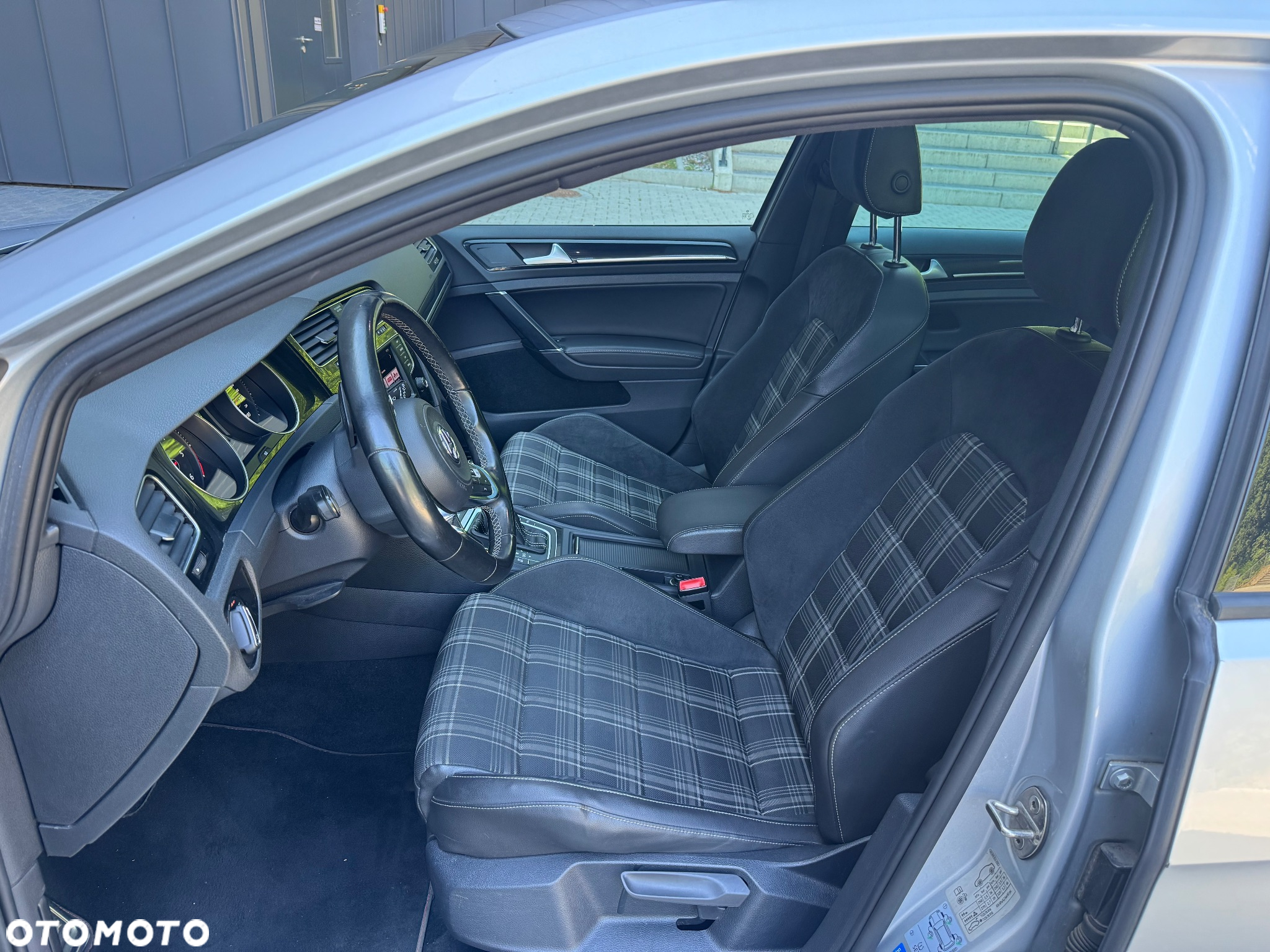 Volkswagen Golf VII 2.0 TDI BMT GTD DSG - 24