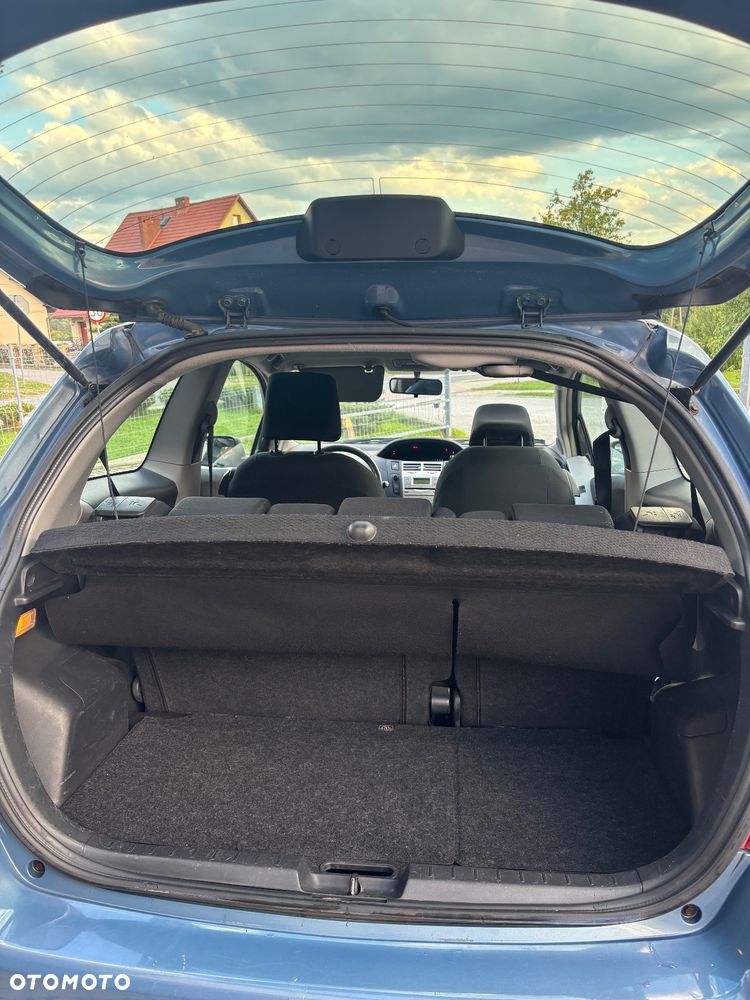 Toyota Yaris 1.3 Luna A/C - 10