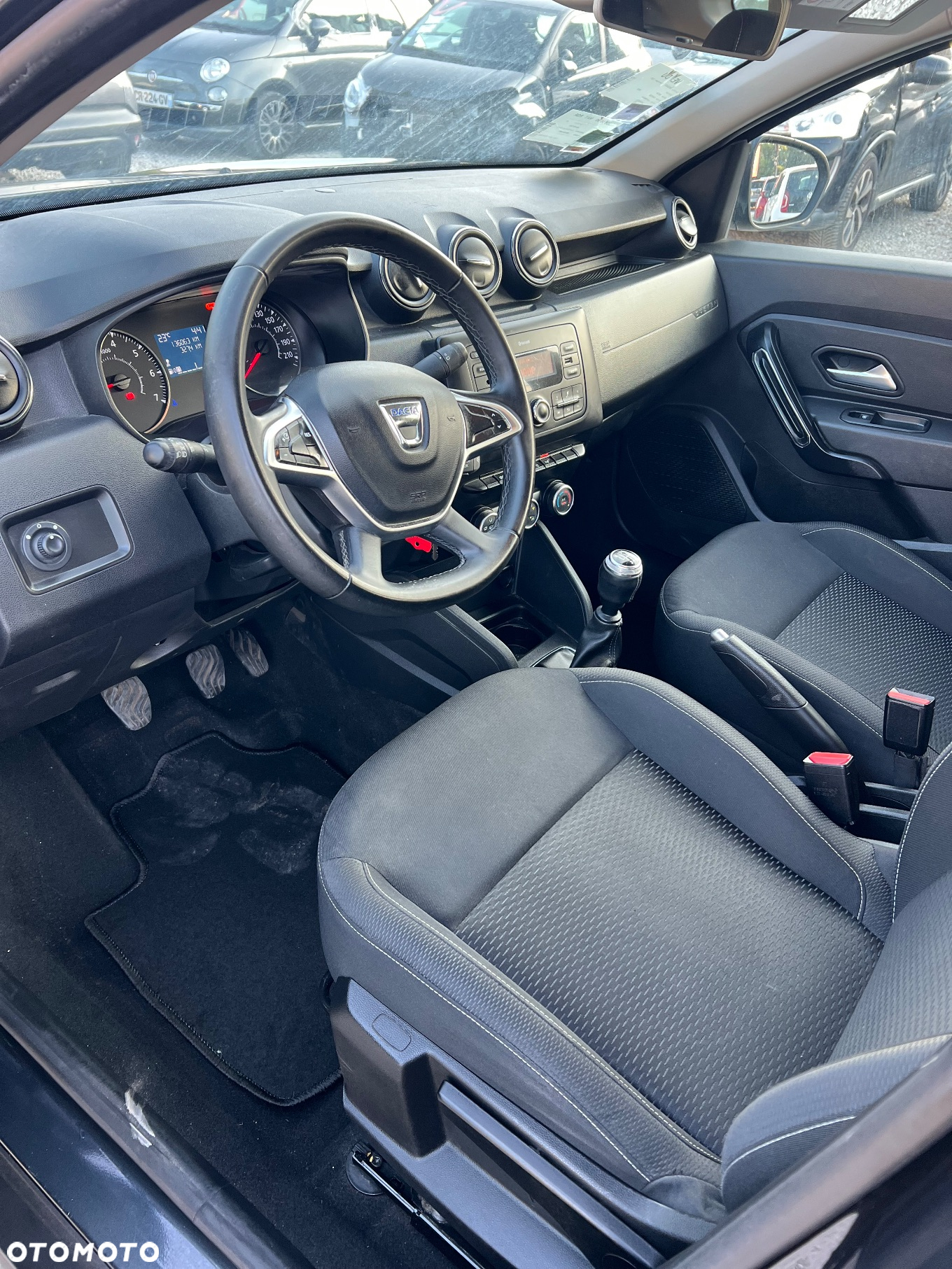 Dacia Duster 1.2 TCe Celebration S&S EU6 - 14