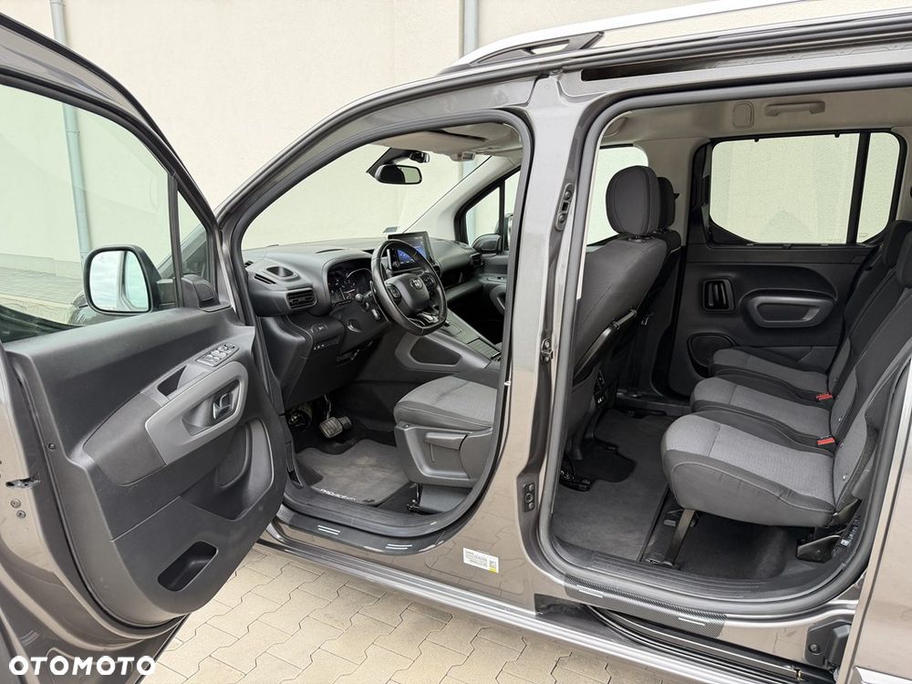 Toyota Proace City Verso Long 1.2 D-4T Family - 22