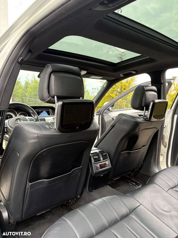 Mercedes-Benz E 350 BlueTEC 4Matic 7G-TRONIC Edition - 7