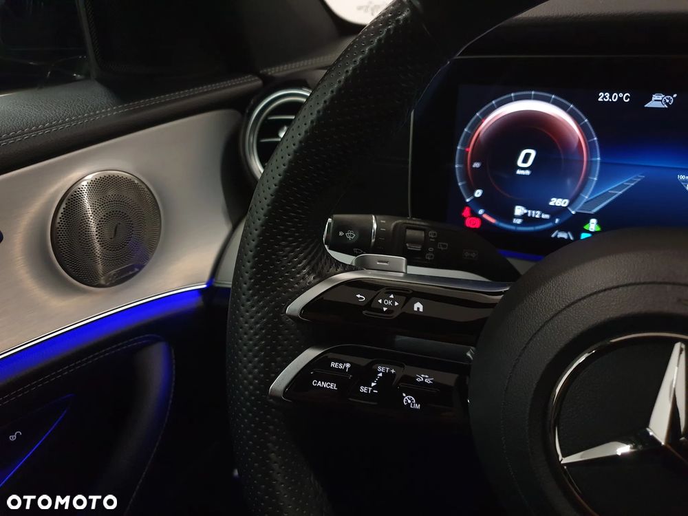 Mercedes-Benz Klasa E 300 de 4Matic 9G-TRONIC AMG Line - 10