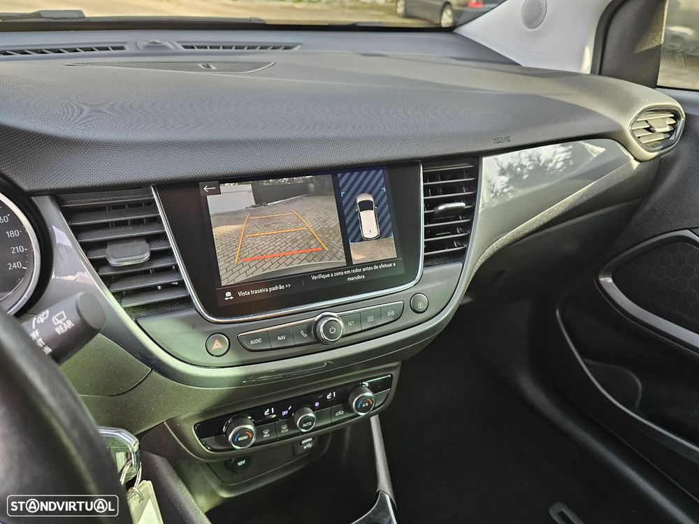 Opel Crossland X 1.2 T Innovation - 14