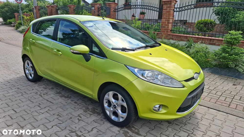 Ford Fiesta 1.25 Champions Edition - 4
