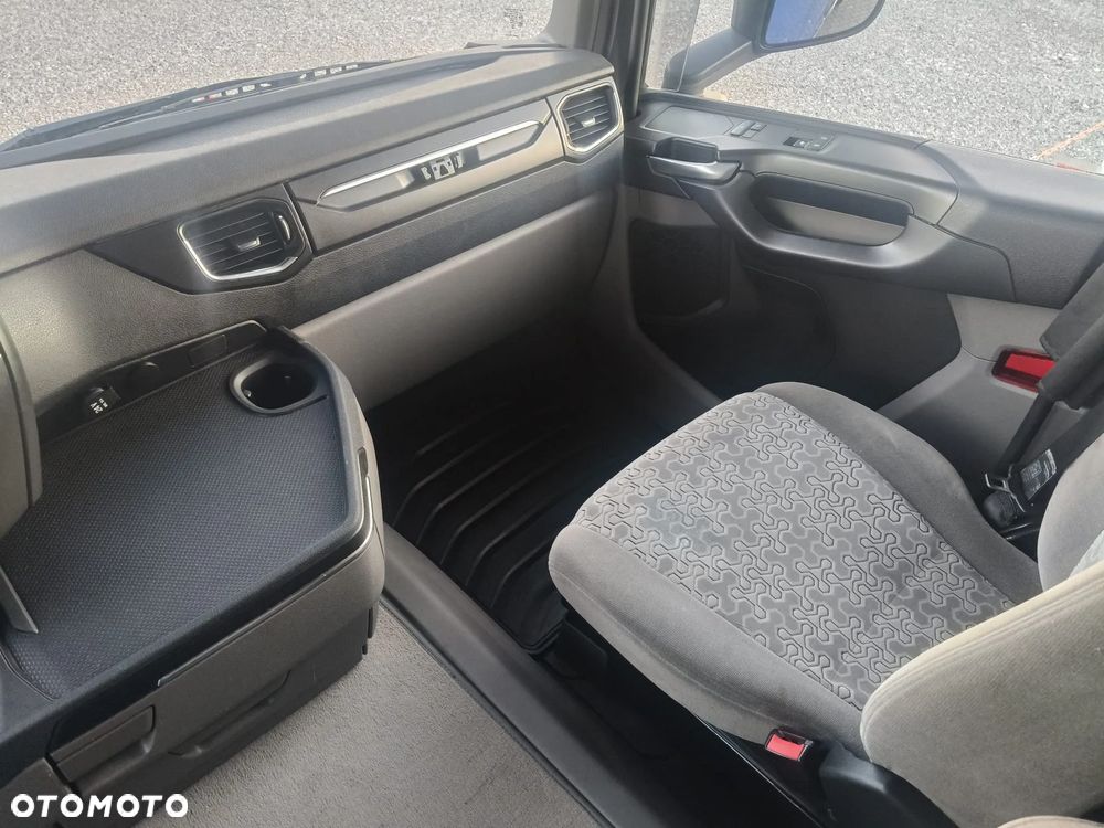 Scania R450 / EURO 6 BEZ EGR / RETARDER / STANDARD / AUTOMAT / - 27