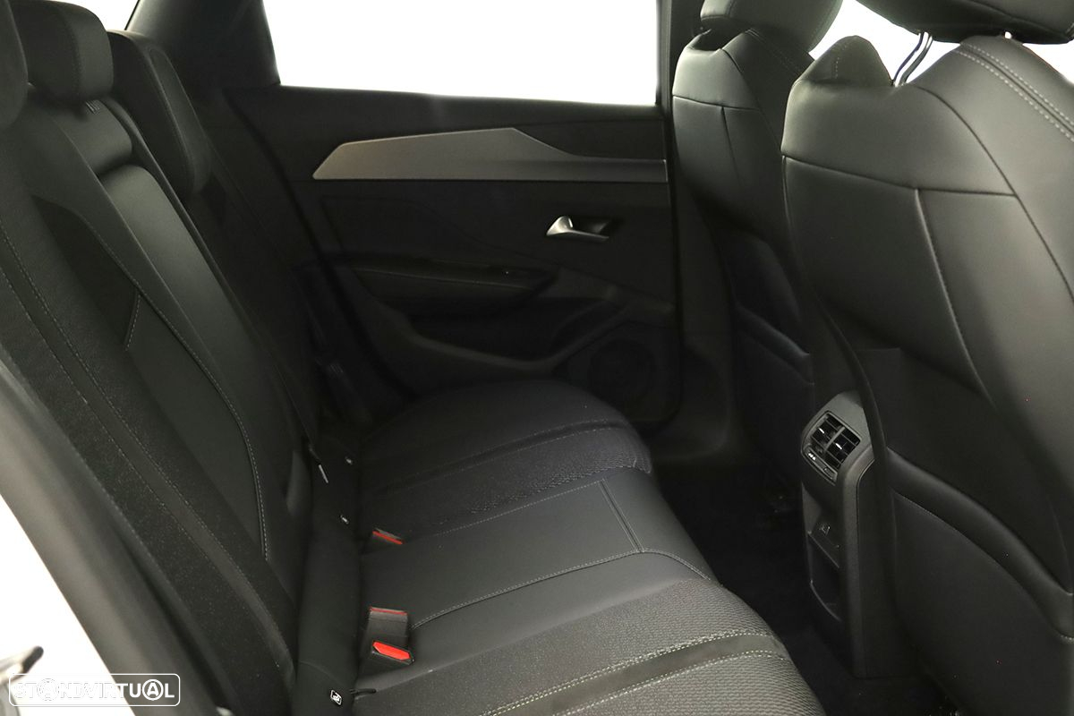 Peugeot 308 SW 1.2 PureTech GT EAT8 - 21