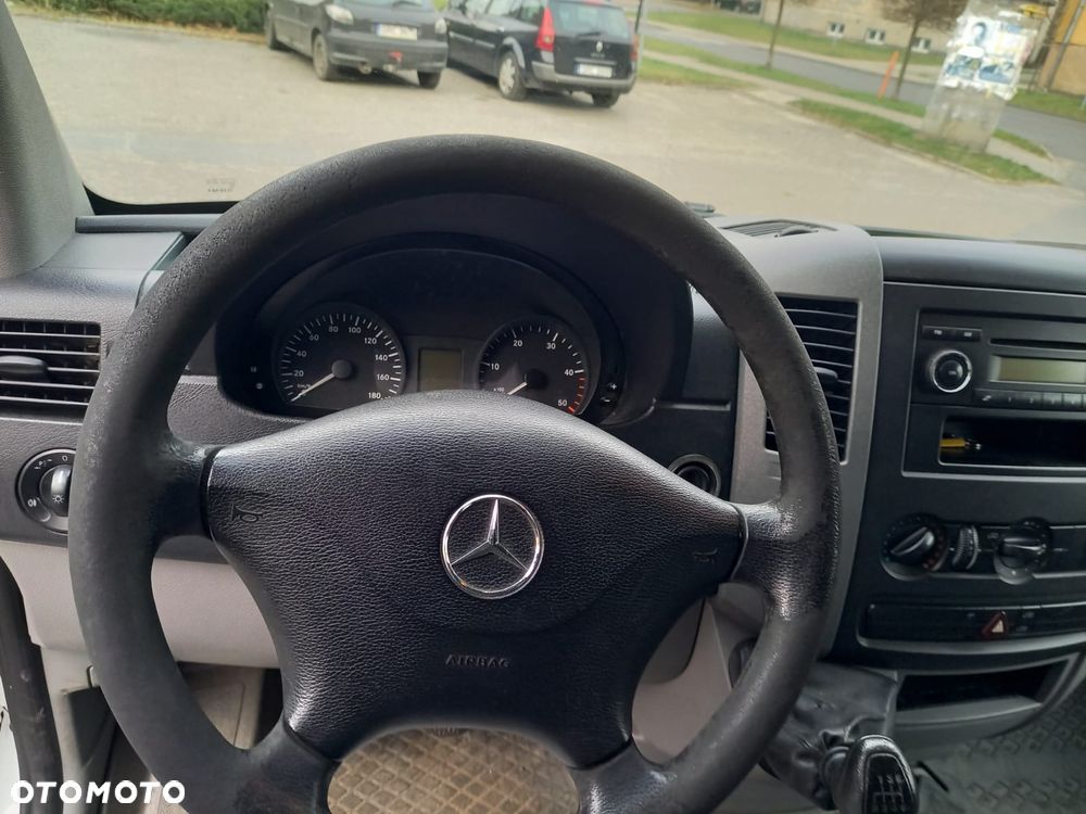 Mercedes-Benz SPRINTER - 10