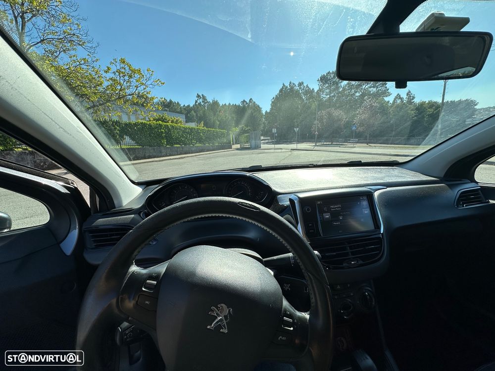 Peugeot 208 1.2 PureTech Active - 13