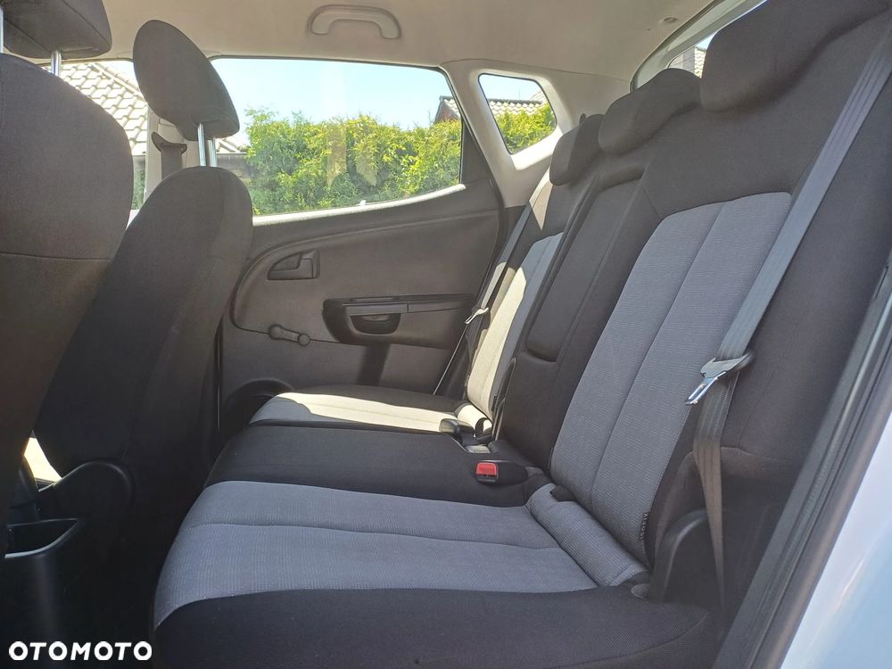 Kia Venga 1.4 CVVT Edition 7 - 14