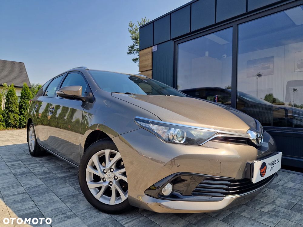 Toyota Auris 1.6 Freestyle - 5