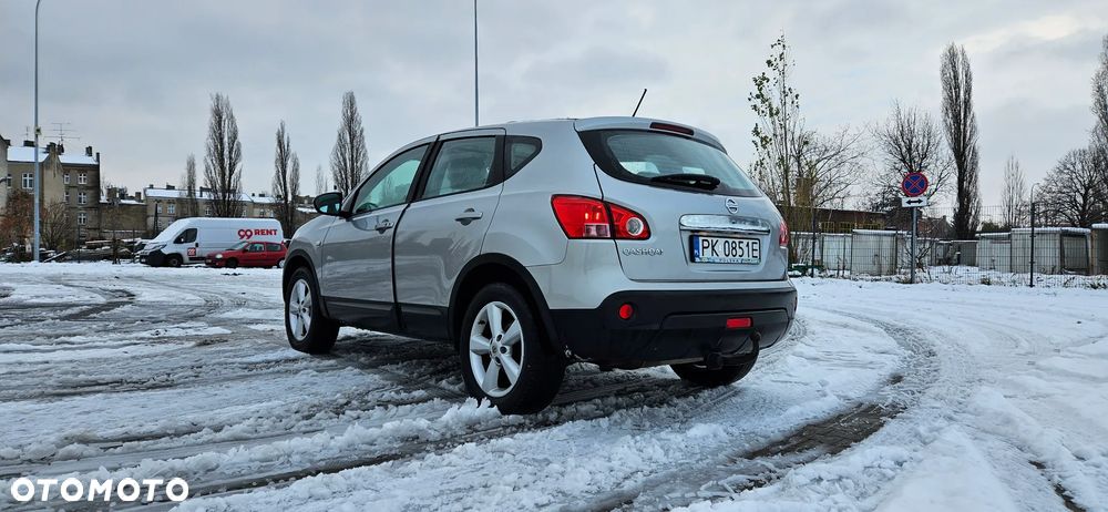Nissan Qashqai 2.0 4x4 Tekna Premium - 4
