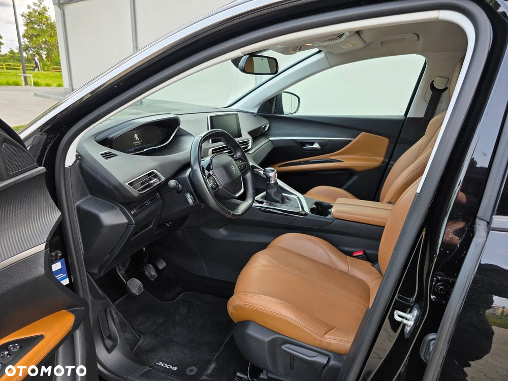 Peugeot 3008 - 17