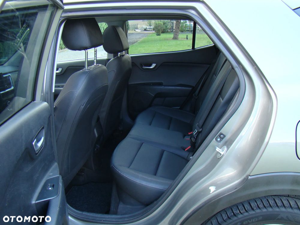Kia Stonic 1.0 T-GDI DCT OPF Platinum Edition - 26