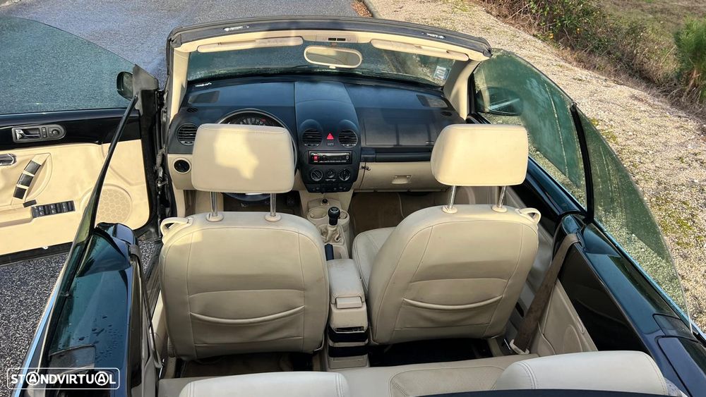 VW New Beetle Cabriolet 1.6 - 26