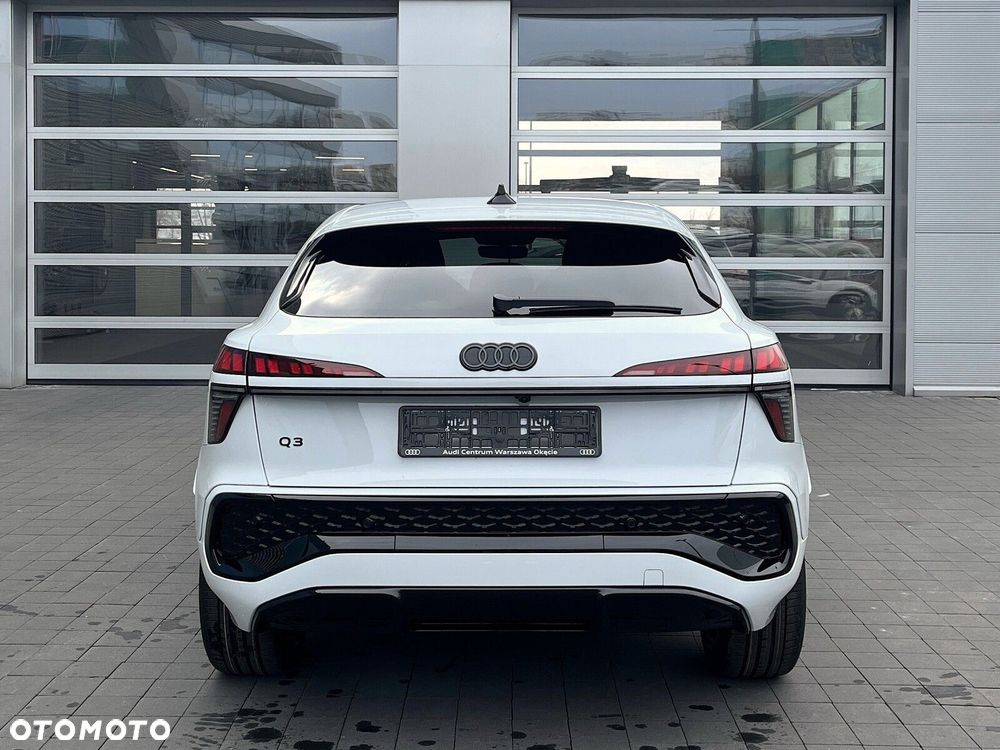 Audi Q3 Sportback - 8