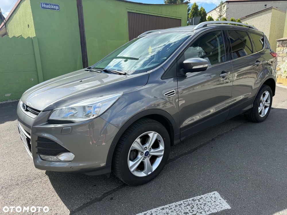 Ford Kuga 1.6 EcoBoost 2x4 Titanium - 1