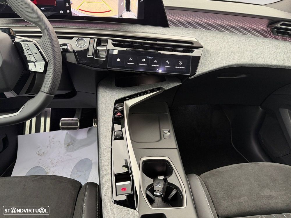 Peugeot E-5008 97 kWh Long Range GT - 11